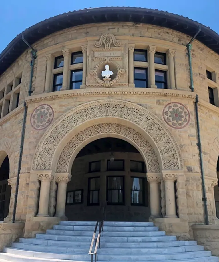 Stanfordhistorybuilding_2023