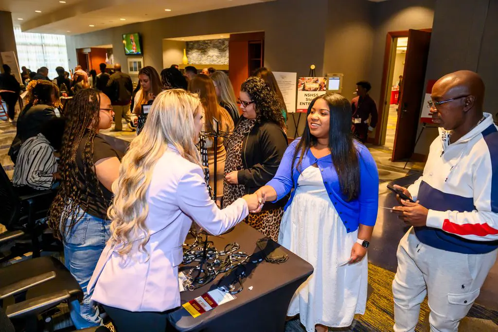 Volunteerallison 2024