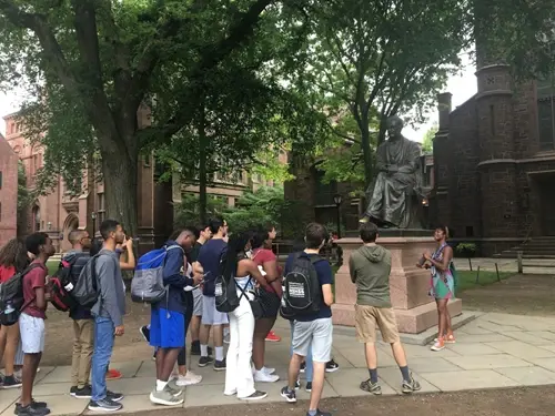 Studentsonmittour_2018